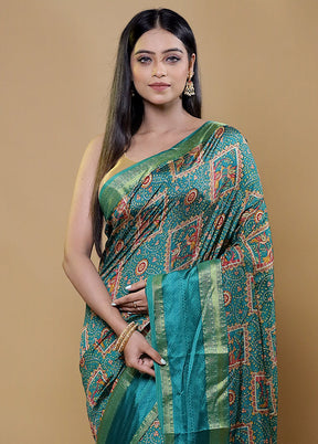 Green Printed Silk Saree Without Blouse Piece