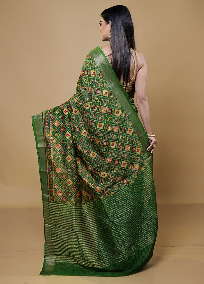 Green Printed Silk Saree Without Blouse Piece