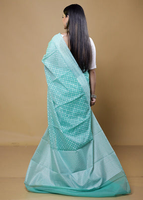 Green Cotton Saree With Blouse Piece