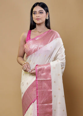 Cream Cotton Saree With Blouse Piece