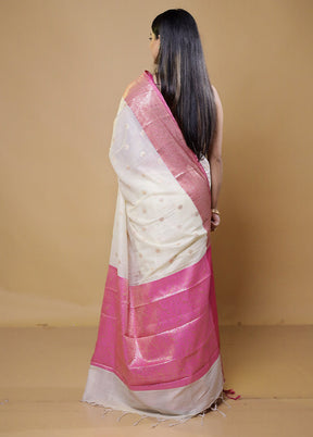 Cream Cotton Saree With Blouse Piece