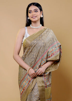 Cream Handloom Tussar Pure Silk Saree With Blouse Piece