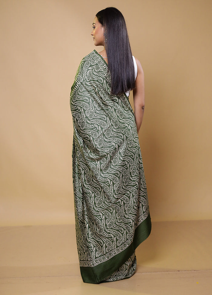 Green Printed Silk Saree Without Blouse Piece