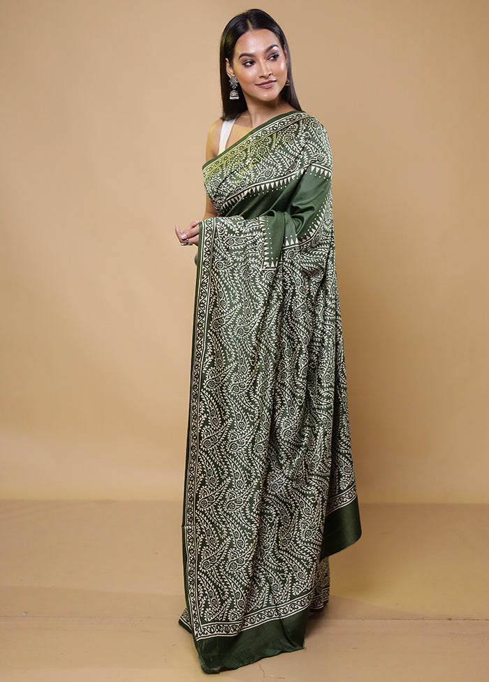 Green Printed Silk Saree Without Blouse Piece