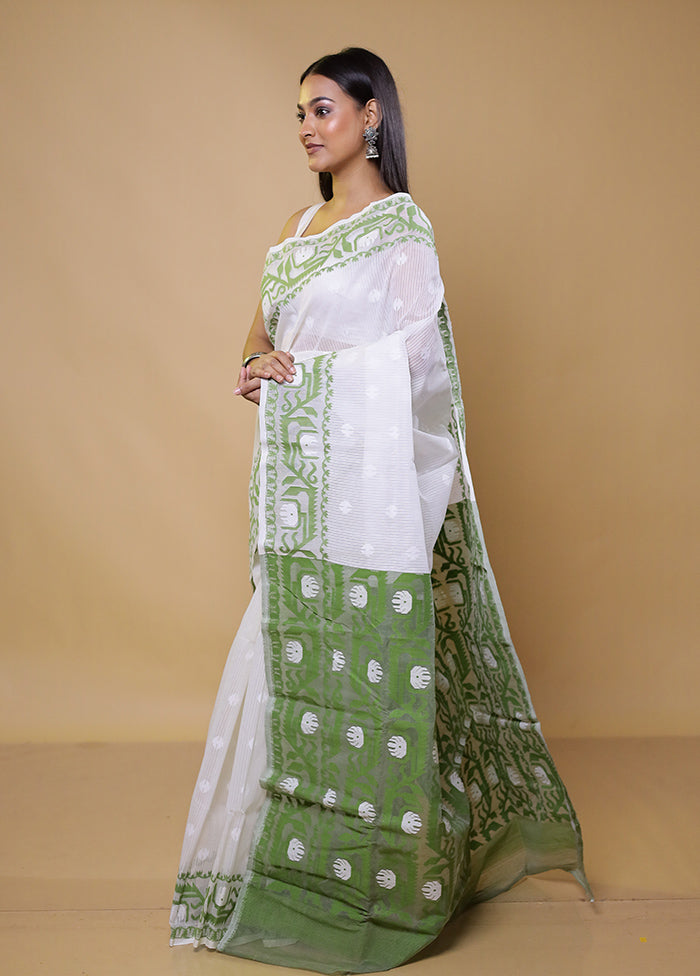 Green Tant Jamdani Saree Without Blouse Piece