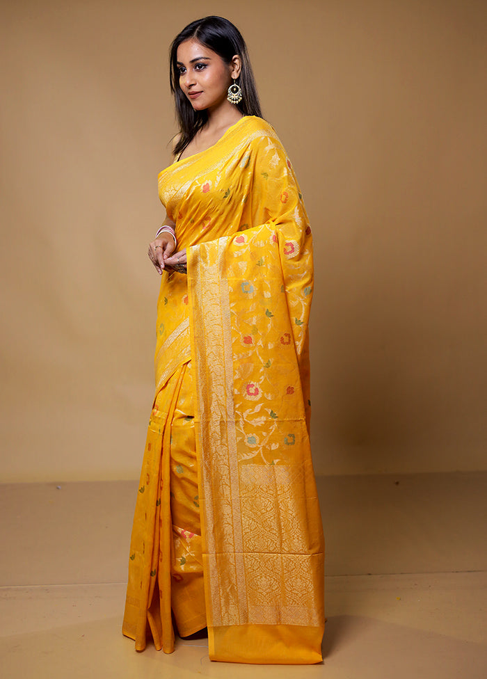 Yellow Handloom Kora Pure Silk Saree With Blouse Piece