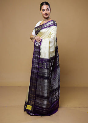 Cream Gadwal Pure Silk Saree Without Blouse Piece