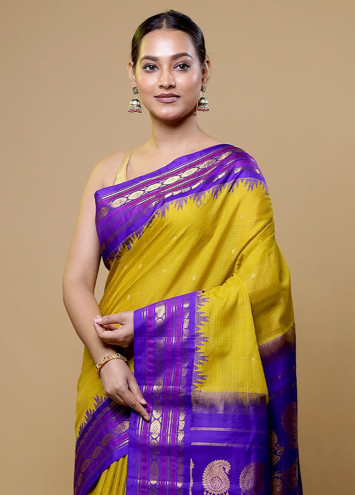 Yellow Gadwal Pure Silk Saree Without Blouse Piece