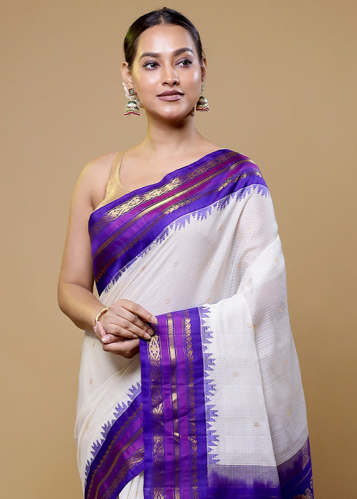 White Gadwal Pure Silk Saree Without Blouse Piece