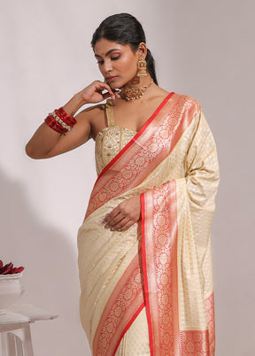 Cream Uppada Silk Saree With Blouse Piece
