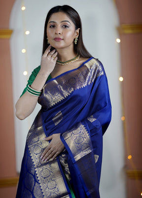 Blue Handloom Kanchipuram Pure Silk Saree With Blouse Piece