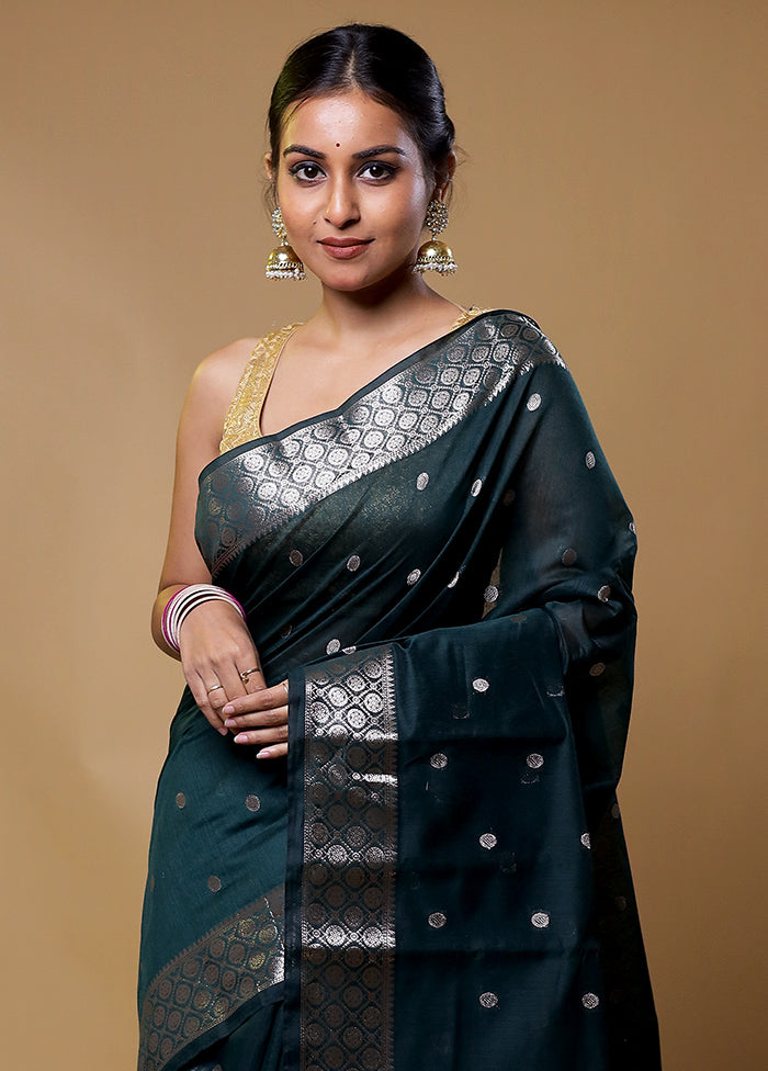 Green Kora Silk Saree With Blouse Piece