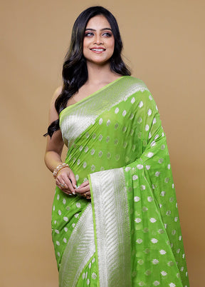 Green Georgette Saree With Blouse Piece