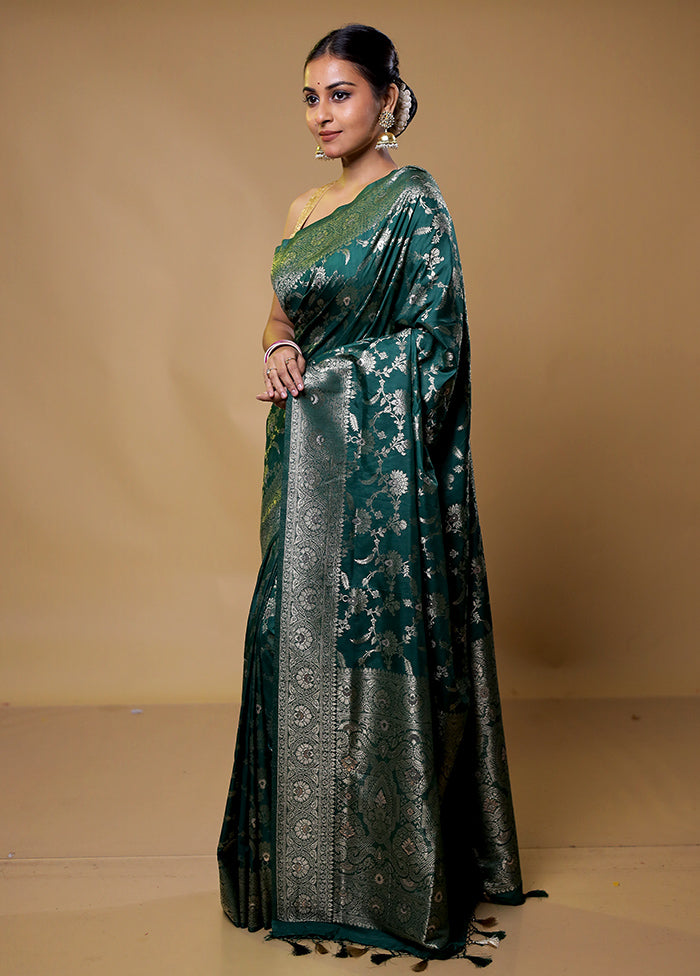 Green Dupion Silk Saree With Blouse Piece