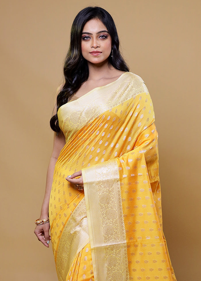 Yellow Kora Silk Saree With Blouse Piece