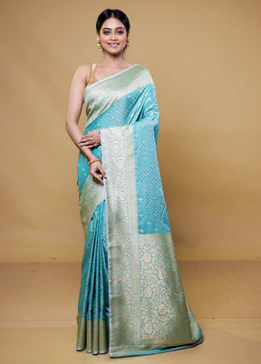 Blue Katan Silk Saree With Blouse Piece