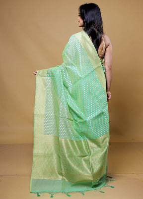 Green Kora Silk Saree With Blouse Piece