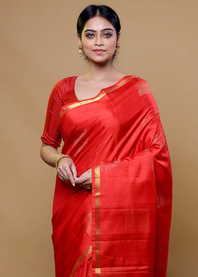 Red Handloom Kanjivaram Pure Silk Saree With Blouse Piece