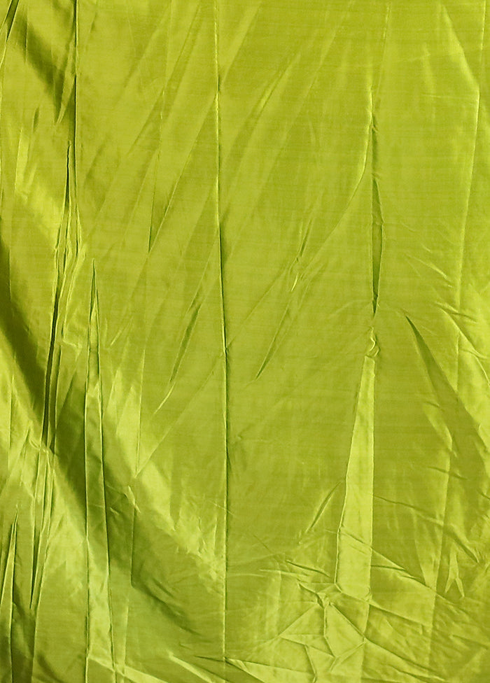 Green Dupion Silk Saree With Blouse Piece
