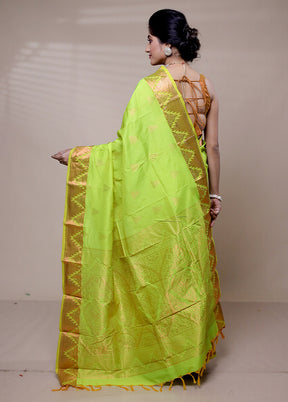 Green Kanjivaram Silk Saree With Blouse Piece