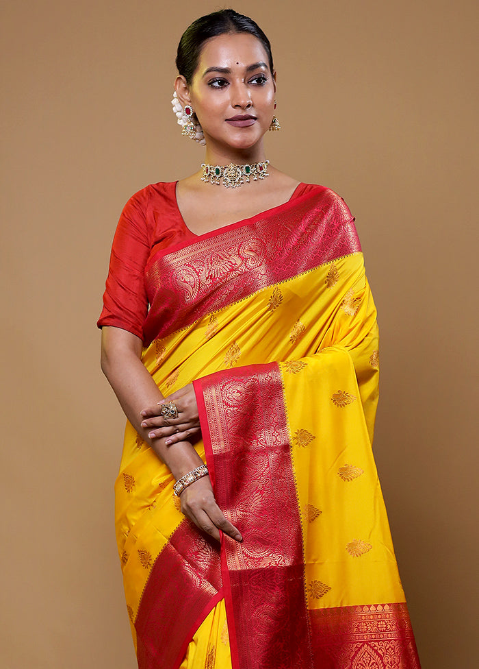 Yellow Kanjivaram Silk Saree With Blouse Piece