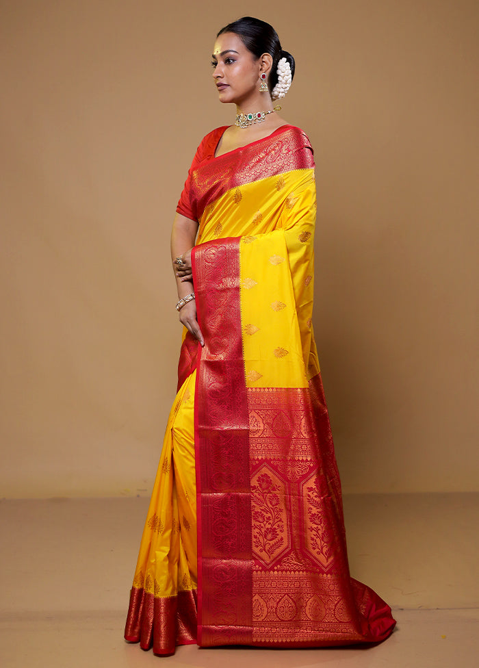 Yellow Kanjivaram Silk Saree With Blouse Piece