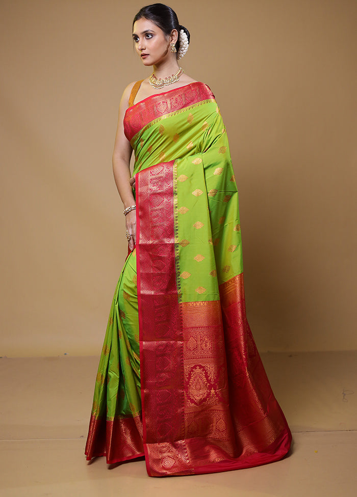 Green Kanjivaram Silk Saree With Blouse Piece