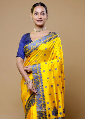 Yellow Handloom Assam Pure Silk Saree With Blouse Piece