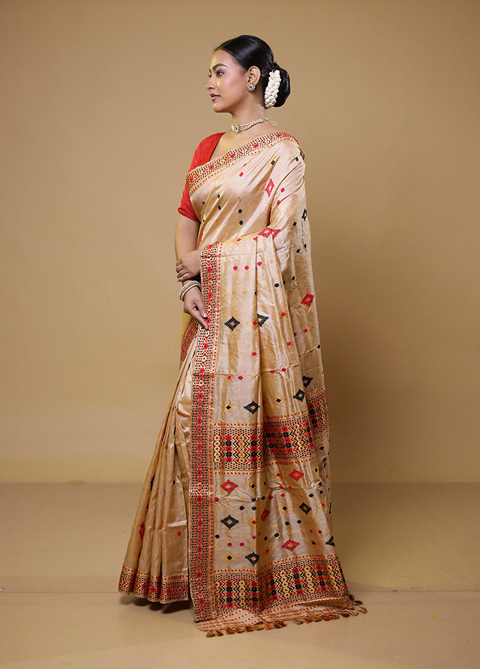 Cream Handloom Assam Pure Silk Saree With Blouse Piece