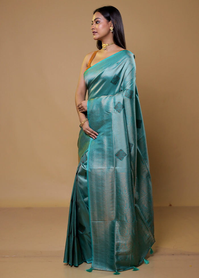 Green Dupion Silk Saree With Blouse Piece