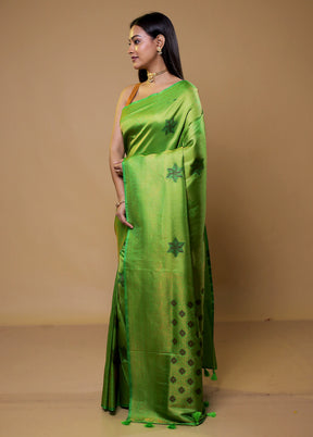 Green Dupion Silk Saree With Blouse Piece