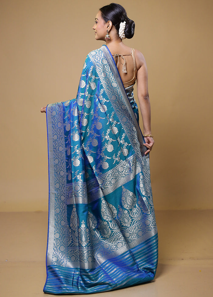 Blue Uppada Silk Saree With Blouse Piece