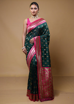 Green Dupion Silk Saree With Blouse Piece