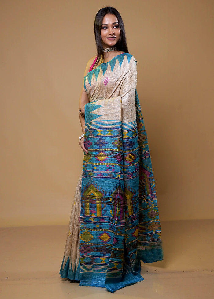 Cream Tussar Silk Saree With Blouse Piece