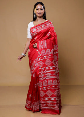 Red Printed Pure Silk Saree With Blouse Piece