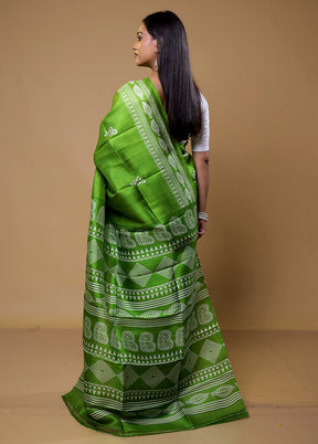 Green Printed Pure Silk Saree Without Blouse Piece