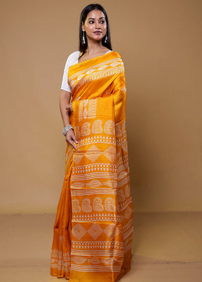 Yellow Printed Pure Silk Saree Without Blouse Piece