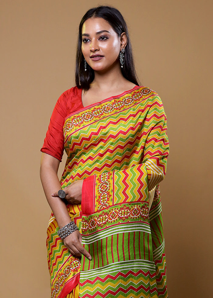 Green Printed Pure Silk Saree With Blouse Piece