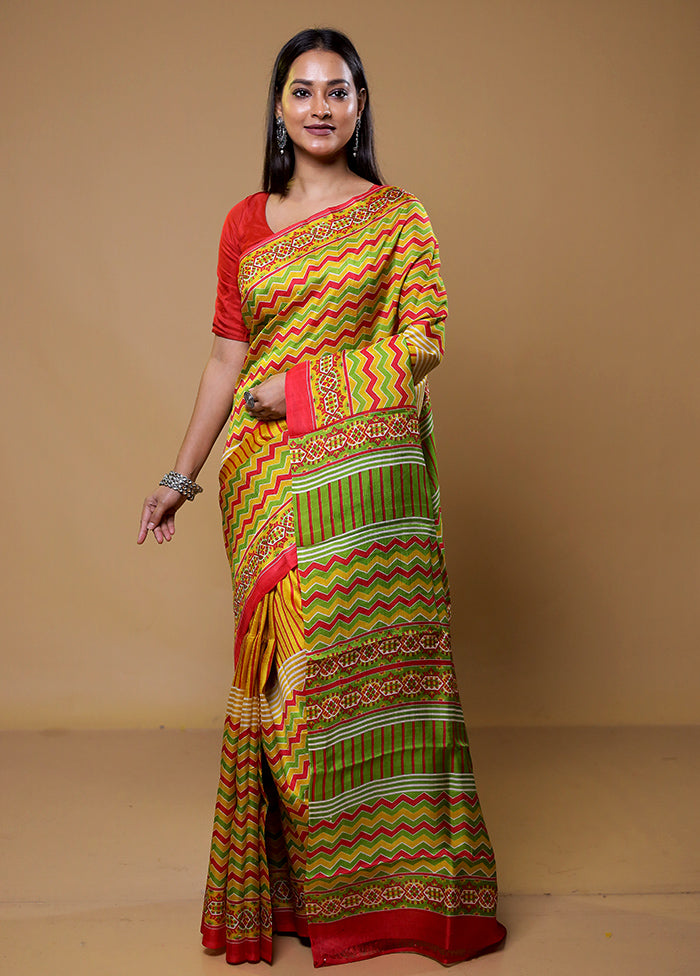 Green Printed Pure Silk Saree With Blouse Piece