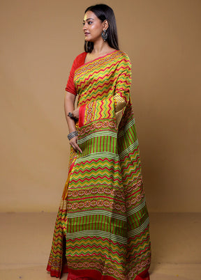 Green Printed Pure Silk Saree With Blouse Piece