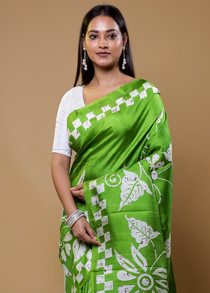 Green Printed Pure Silk Saree Without Blouse Piece