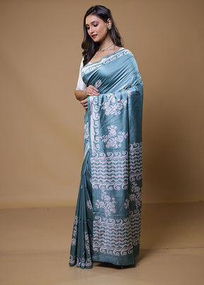 Blue Printed Silk Saree Without Blouse Piece