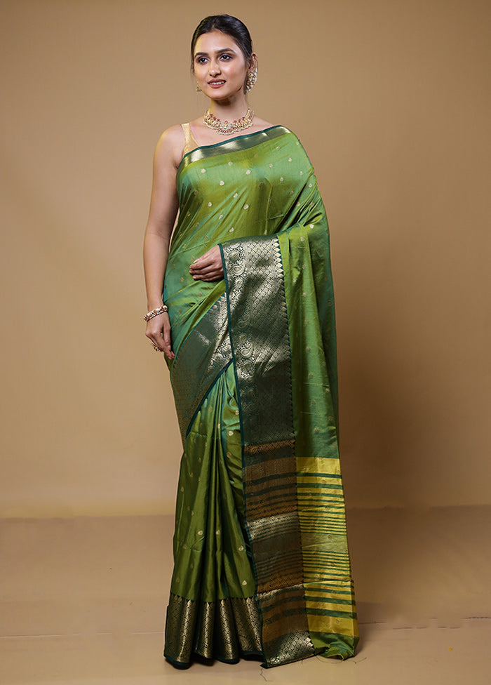 Green Dupion Silk Saree With Blouse Piece