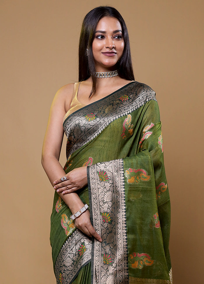 Green Dupion Silk Saree With Blouse Piece