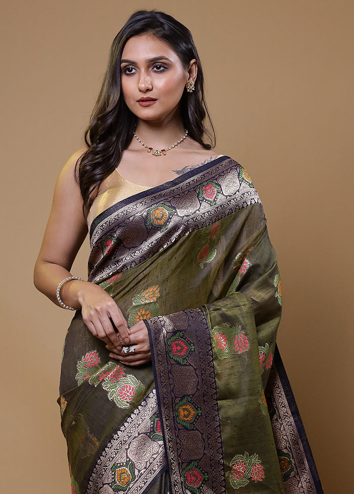 Green Dupion Silk Saree With Blouse Piece