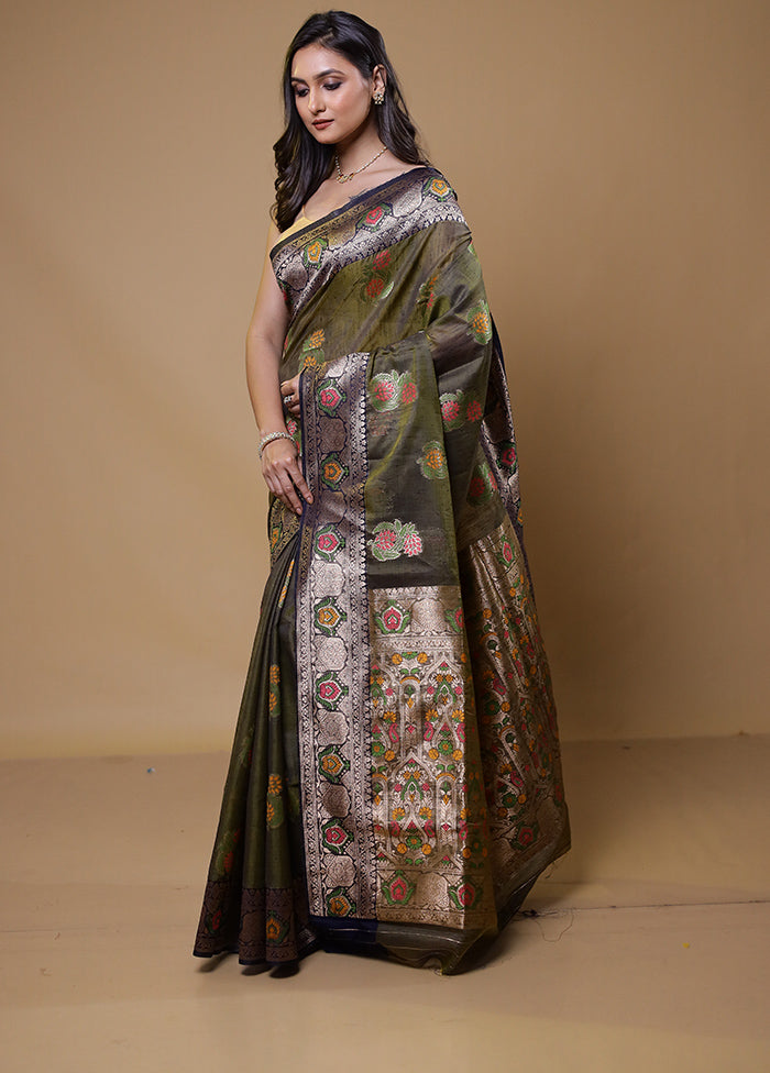 Green Dupion Silk Saree With Blouse Piece