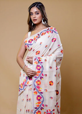 Cream Cotton Saree With Blouse Piece