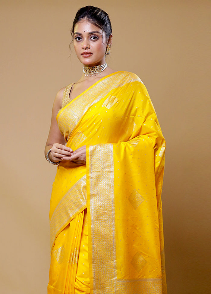 Yellow Dupion Silk Saree With Blouse Piece