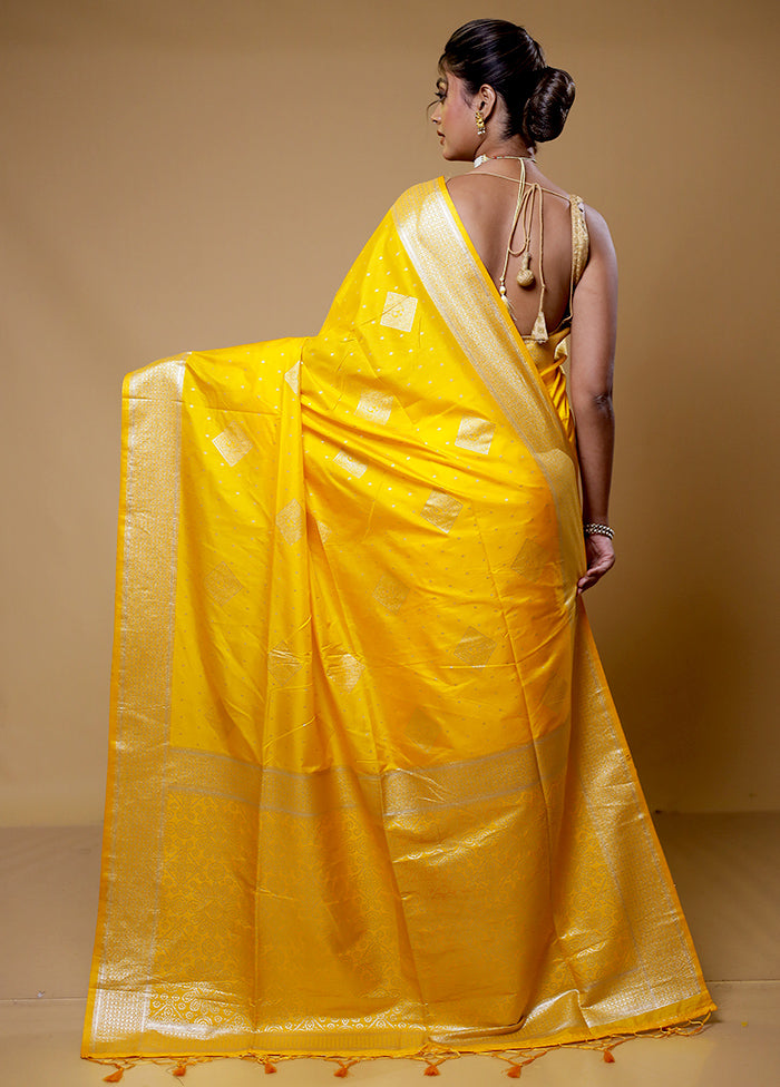 Yellow Dupion Silk Saree With Blouse Piece