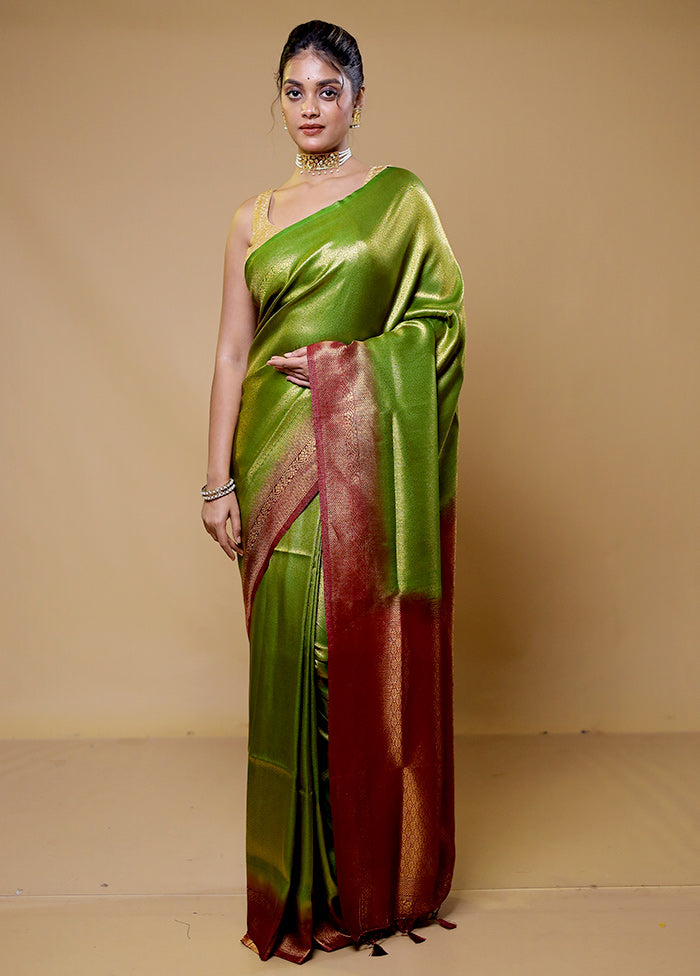 Green Dupion Silk Saree With Blouse Piece